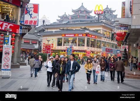 廣東有哪些商圈：從繁華都市到特色小鎮的商貿盛景