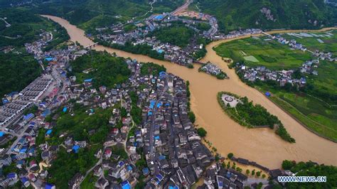 湖南哪裏下暴雨與現代都市生活之關係